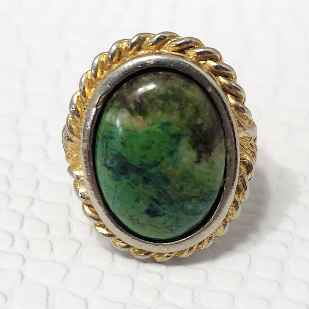 Vtg 70s High Dome Green Cabochon Ring Gold Tone Rope Edge Bold Statement Sz 6
